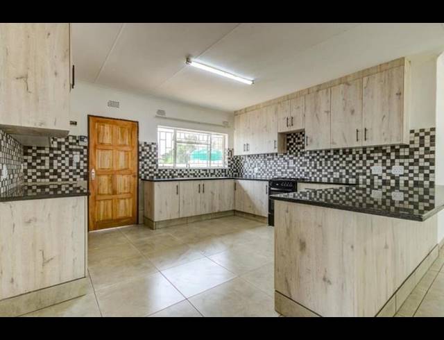 3 BEDROOM PROPERTY TO RENT IN FAIRLEAD